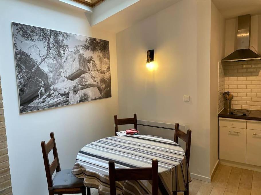 Le Cosy - 2 Pers - Hyper Centre De Fontainebleau Διαμέρισμα Εξωτερικό φωτογραφία